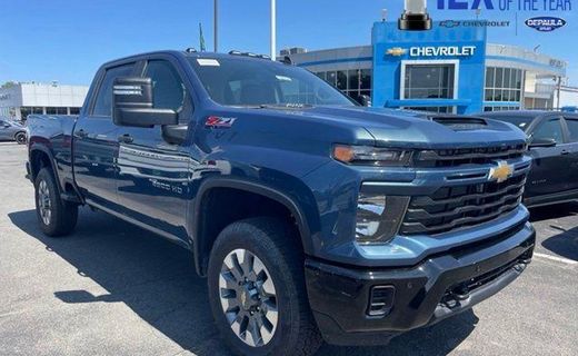 2026 Chevrolet Silverado HD Custom