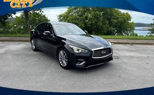 2018 Infiniti Q50 30T Luxe