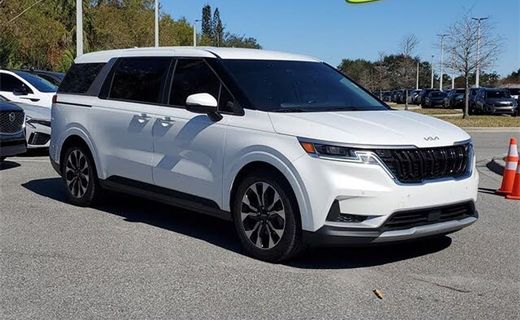 2022 Kia Carnival EX