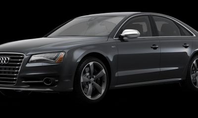 2014 Audi S8 Standard