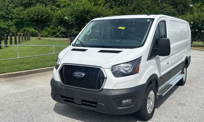 2025 Ford Transit LOW Roof