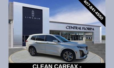2022 Cadillac XT6 Premium Luxury