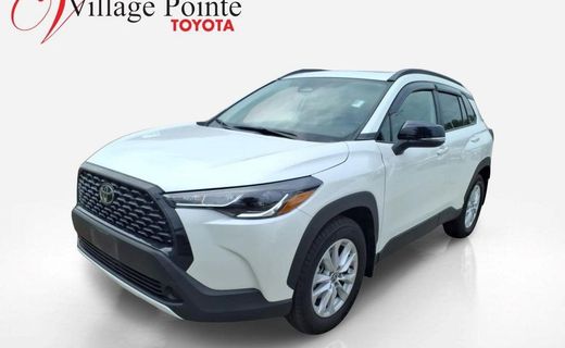 2025 Toyota Corolla Cross LE