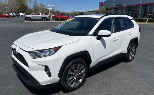 2020 Toyota RAV4 XLE Premium