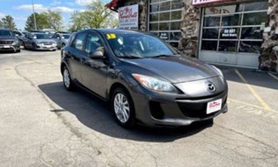 2013 Mazda MAZDA3 Touring GS