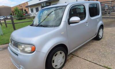 2012 Nissan Cube 18 S