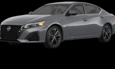 2026 Nissan Altima SR