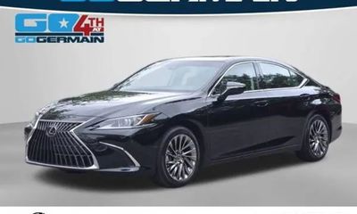 2025 Lexus ES 300H Luxury