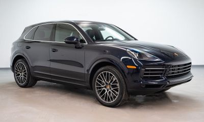 2021 Porsche Cayenne Base