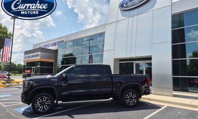 2022 GMC Sierra AT4