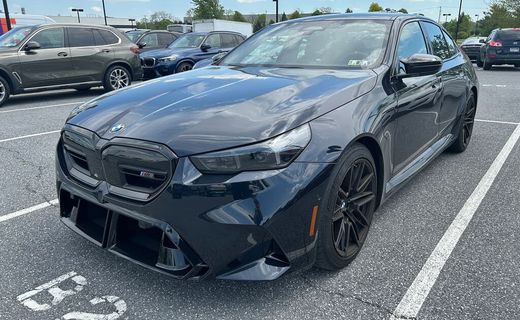 2025 BMW M5