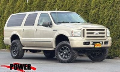2003 Ford Excursion Eddie Bauer