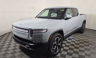 2022 Rivian R1T Adventure