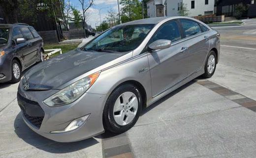 2012 Hyundai Sonata Middle Level