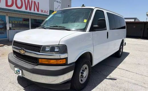 2020 Chevrolet Express LT
