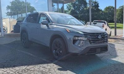2024 Volvo XC40 Core Bright Dark
