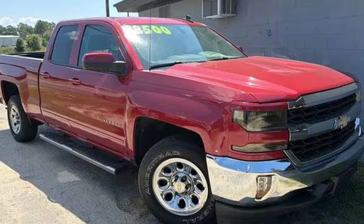 2018 Chevrolet Silverado LT