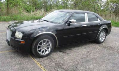 2006 Chrysler 300 Base