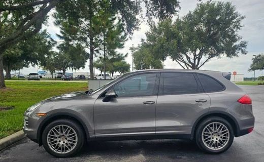 2012 Porsche Cayenne Base