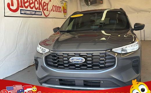 2025 Ford Escape ST Line