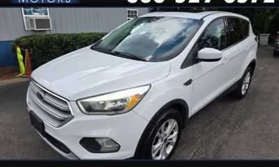 2017 Ford Escape SE