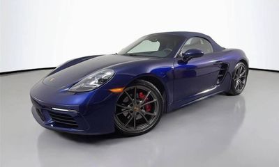 2025 Porsche 718 Boxster S