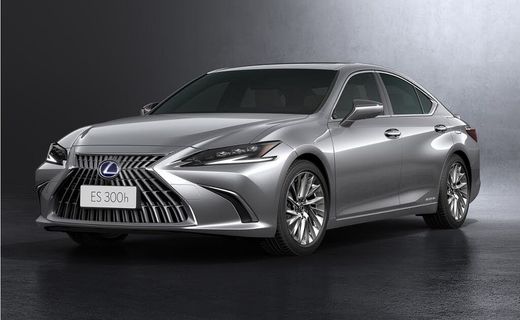 2022 Lexus ES 300H Luxury