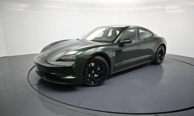 2026 Porsche Taycan 4