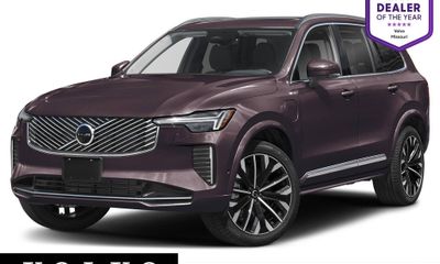 2026 Volvo XC90 Plus Bright