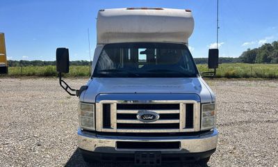 2009 Ford E-350