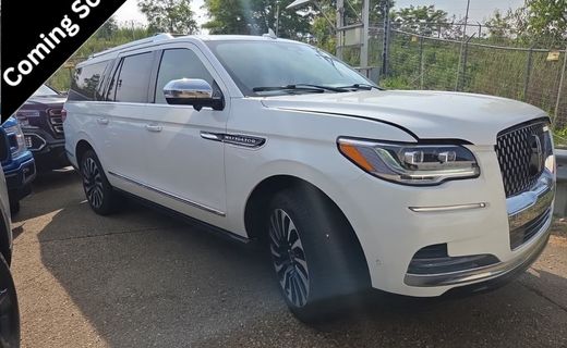 2022 Lincoln Navigator L BL