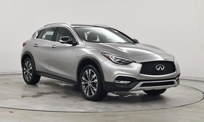 2018 Infiniti QX30 Premium