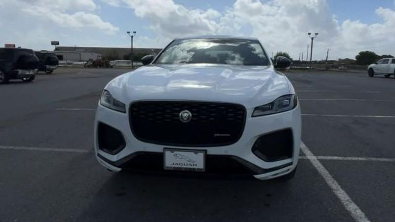2025 Jaguar F Pace — a typically priced live listing