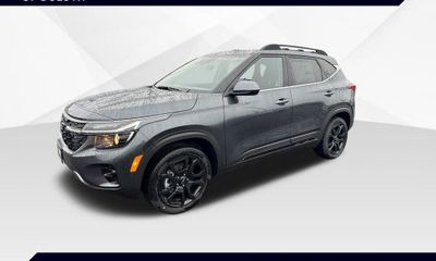 2024 Kia Seltos S X Line