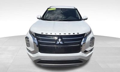 2026 Mitsubishi Outlander SE Trail Edition