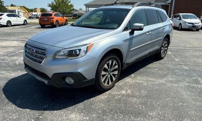 2017 Subaru Outback Limited M R