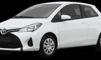 2016 Toyota Yaris L