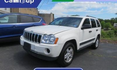 2004 Jeep Grand Cherokee Laredo