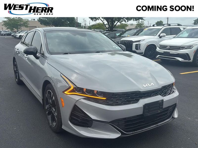 2023 Kia K5 — a typically priced live listing