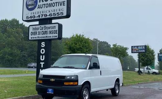 2023 Chevrolet Express 2500