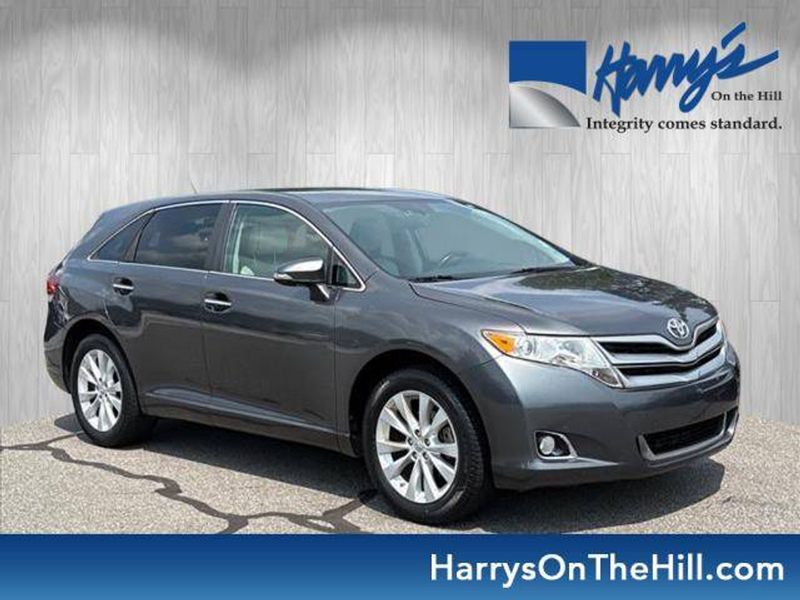 2014 Toyota Venza — a typically priced live listing