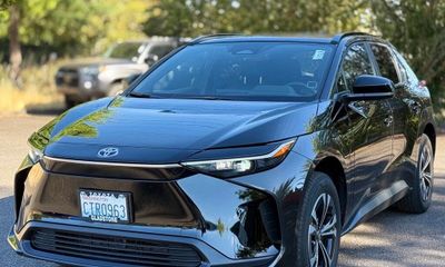 2025 Toyota BZ4X