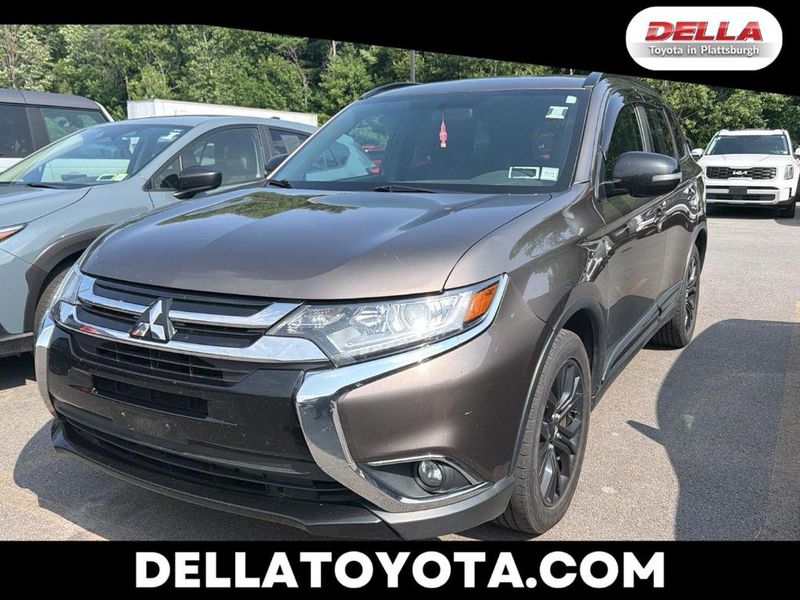 2018 Mitsubishi Outlander — a typically priced live listing
