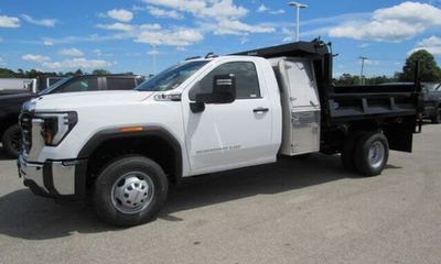 2026 GMC Sierra HD Pro