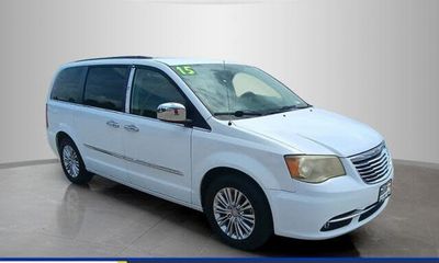 2015 Chrysler Town AND Country