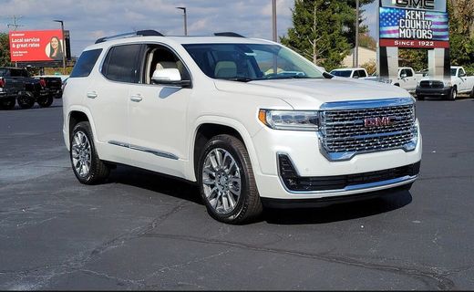 2023 GMC Acadia Denali