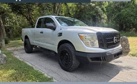 2017 Nissan Titan S