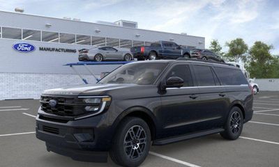 2026 Ford Expedition MAX Active
