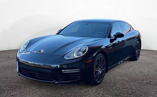 2015 Porsche Panamera
