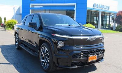 2025 Chevrolet Silverado 3SP RST